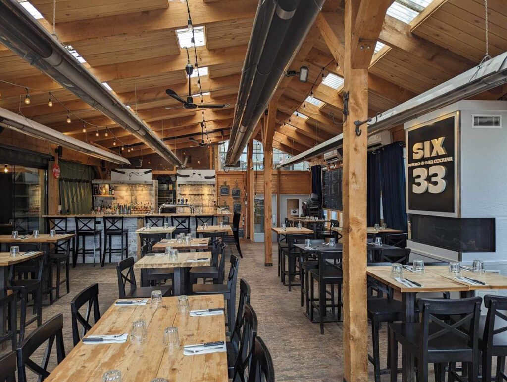 Bistro Le 633