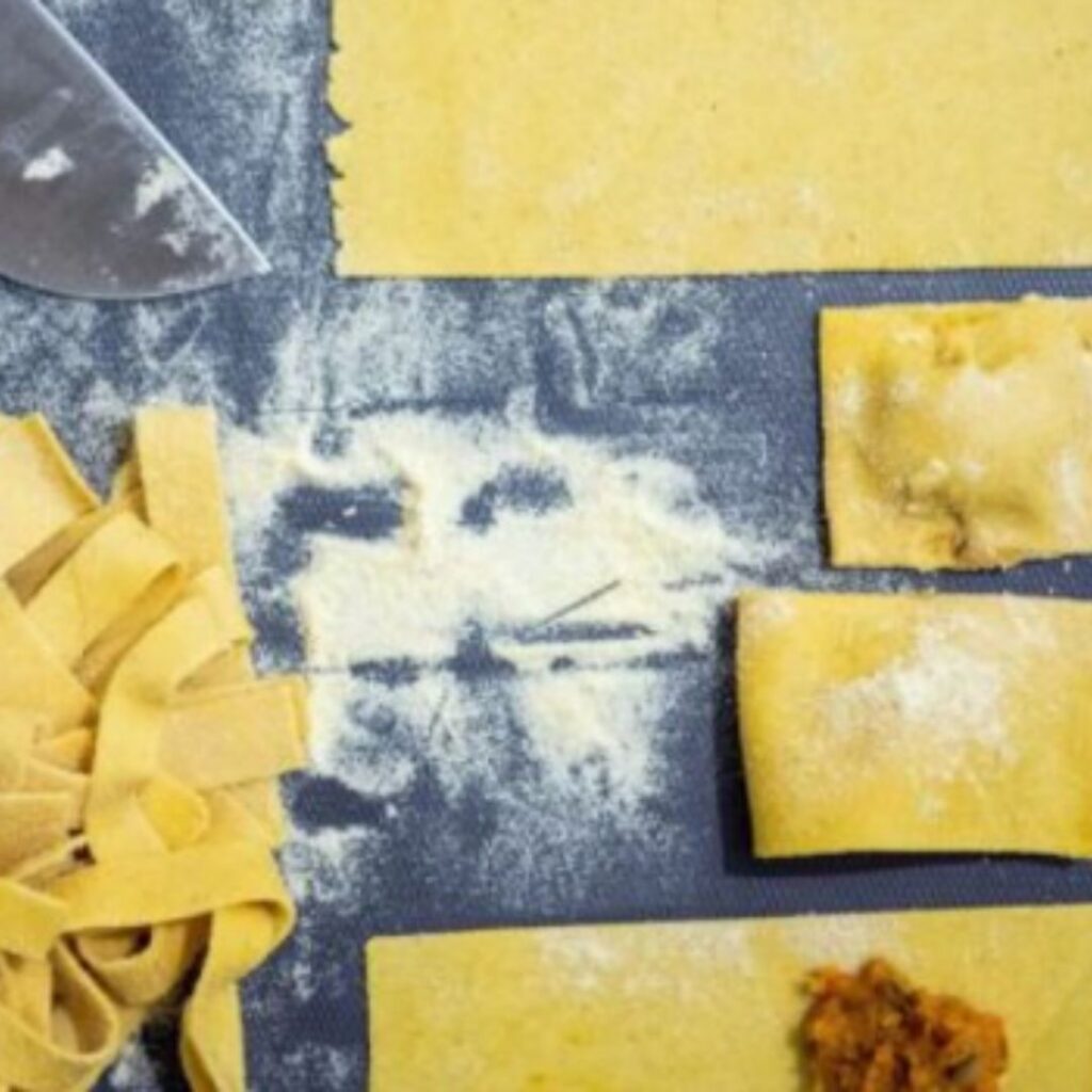 Fabrication de pâtes fraîches farcies